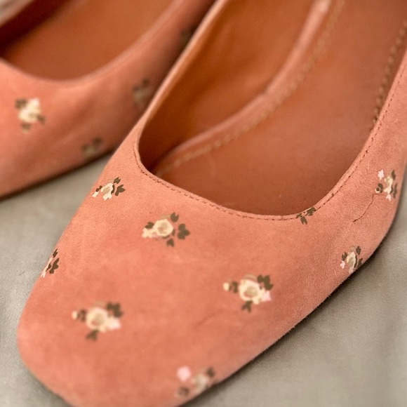 Coach Pink Floral Suede Ankle Strap Pumps, size 10 - Picture 5 of 8